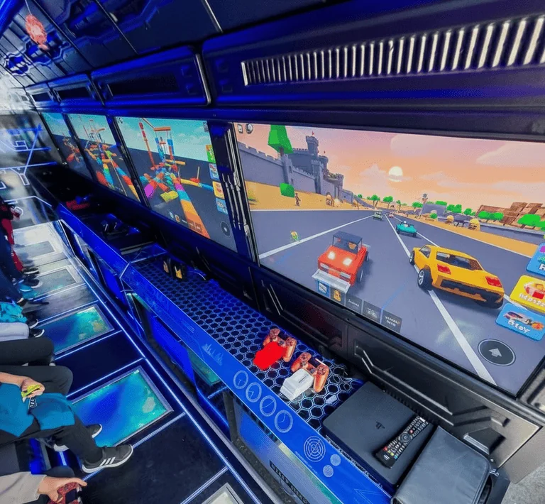 Roblox Gaming Bus Party London